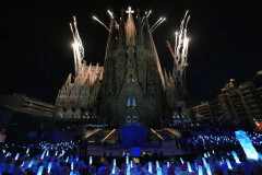 Pope Leo XIV attends the inauguration of the Tower of Jesus Christ at the Basilica of the Sagrada FamÃlia in Barcelona, Spain, Wednesday, June 10, 2026. (AP Photo/Emilio Morenatti)