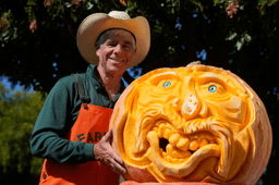 'Picasso of Pumpkin Carvers' brings artistry to a Halloween tradition